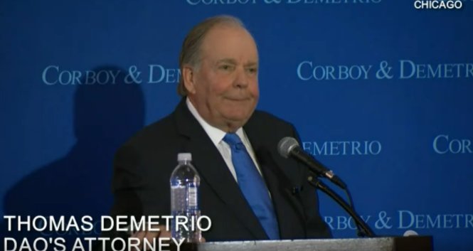 Luật sư Thomas Demetrio của ông David Dao khẳng định sẽ kiện United Airlines - Ảnh chụp màn hình