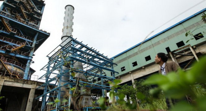 Một hạng mục của dự án mở rộng Nhà máy gang thép Thái Nguyên giai đoạn 2 đang có dấu hiệu bị gỉ sét sau nhiều năm “đắp chiếu” - Ảnh: NGUYỄN KHÁNH