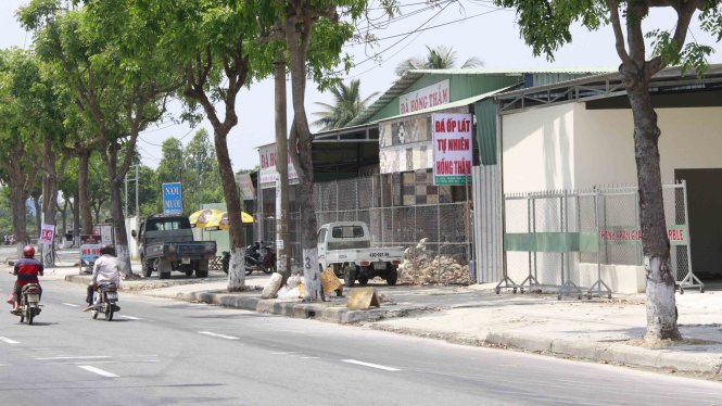 Khu vực xây dựng trái phép trên đất quân đội.Ảnh: Đoàn Cường