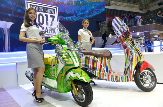 Piaggio trình làng Moto Guzzi V7 III Racer