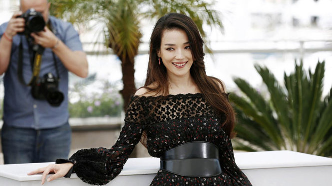Shu qi cannes photocall