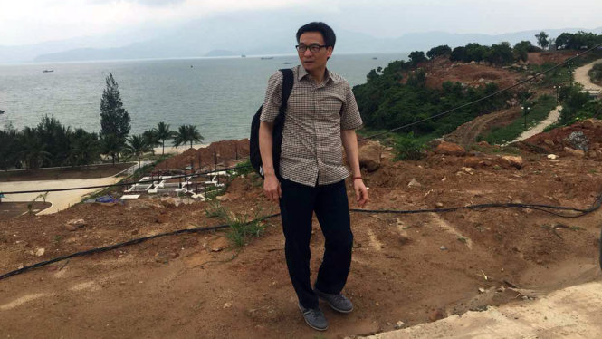 Phó thủ tướng Vũ Đức Đam thị sát tại dự án xây dựng 40 móng biệt thự không phép tại Sơn Trà - Ảnh: B.Q
