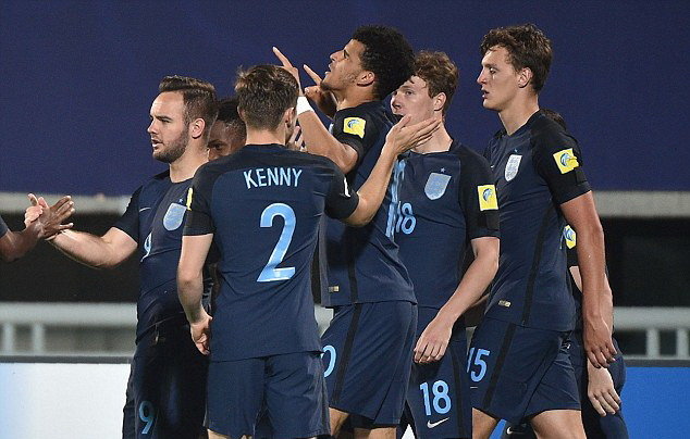 Các cầu thủ U-20 Anh ăn mừng bàn thắng vào lưới Mexico. Ảnh: GETTY IMAGES