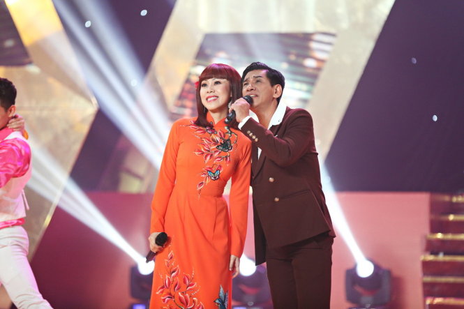 Ca sĩ Đức Minh sẽ làm liveshow cá nhân vào tối 6-6 với sự tham gia của những giọng ca thân thiết như: Yến Xuân (trái), Quang Minh,