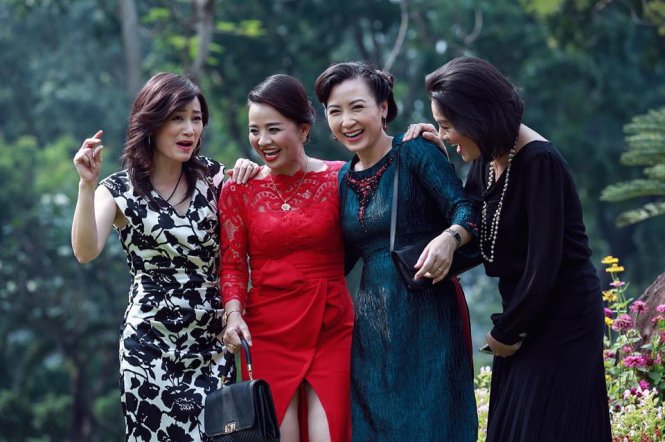 Từ trái qua bốn mẹ hổ trong phim Mẹ hổ dạy con dâu:  Thu Cúc (Tuyết Thu), Hạ Lan ( Hoài An), Xuân Đào (Khánh Huyề) Đông Trúc,( Huỳnh Trang Nhi) -Ảnh: ĐPCC
