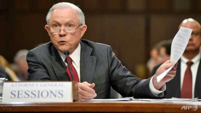 Bộ trưởng Tư pháp Jeff Sessions tại phiên điều trần của ủy ban bầu cử thượng viện ở đồi Capitol, Washington DC - Ảnh: AFP