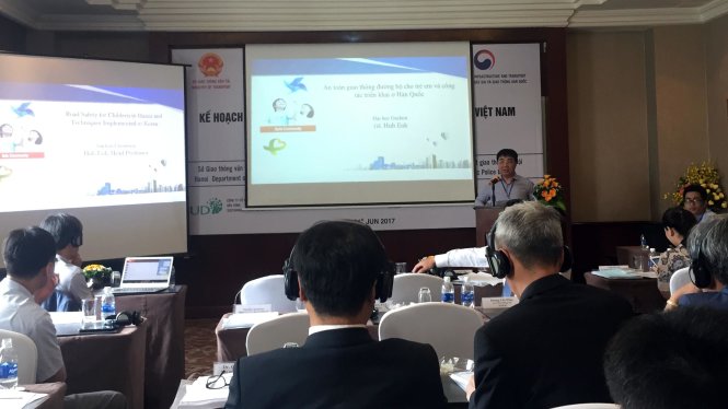 Giám đốc Sở GTVT phát biểu tại hội thảo - Ảnh: Lâm Hoài