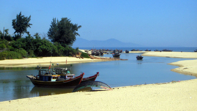 Cửa sông Dinh ở Nhân Trạch - Ảnh: L.GIANG