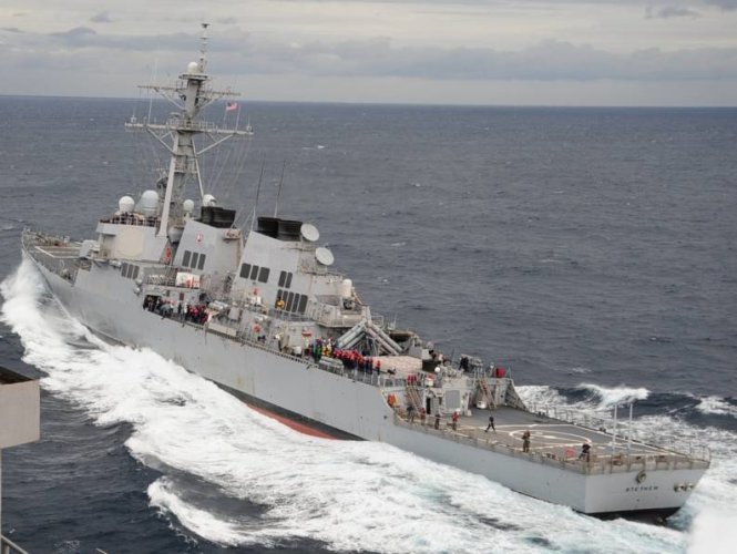 Tàu khu trục mang tên lửa dẫn đường USS Stethem của Hải quân Mỹ - Ảnh chụp màn hình