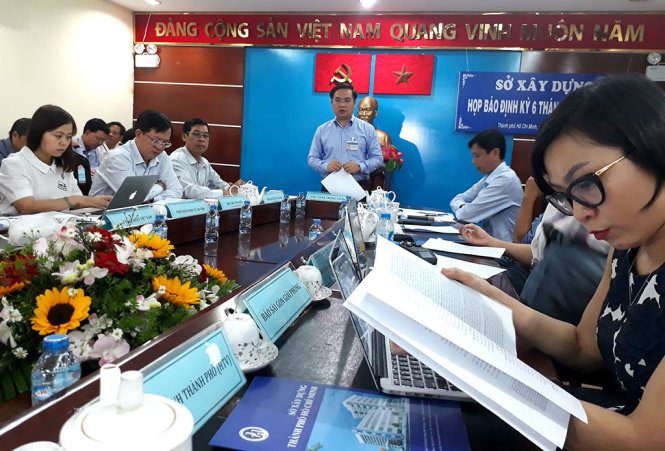 Toàn cảnh buổi họp báo định kỳ 6 tháng đầu năm 2017 do Sở Xây dựng TP.HCM tổ chức ngày 14-7 - Ảnh: TIẾN LONG