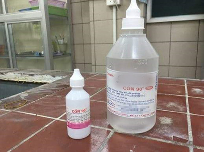 Sản phẩm cồn mà ông H. đã sử dụng -
 Ảnh: BVCC