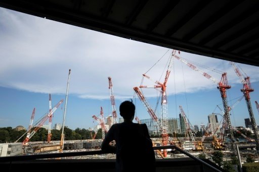 Áp lực công việc quá cao ở Nhật được cho là nguyên nhân hàng đầu của các vụ tự tử - Ảnh: AFP