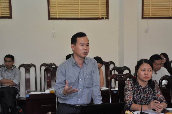 Ông Đặng Đình Long, Viện trưởng Viện nghiên cứu tư vấn phát triển băn khoăn vì nhiều tác giả tài năng nhưng phải sống nghèo khó vì vấn đề bản quyền chưa được quan tâm - Ảnh: V.V.TUÂN