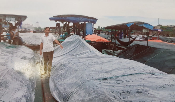 Các đò chở hàng lậu bị bắt giữ - ẢNH: Khánh Nguyễn