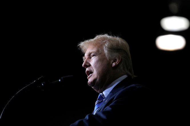 Ông Trump chỉ trích các tiết lộ về cuộc điều tra là 