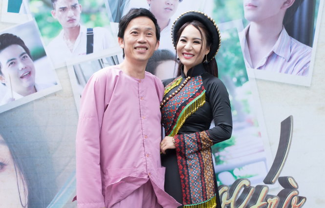 NSƯT Hoài Linh trong buổi ra mắt phim ngắm ca nhạc Tuổi học trò của con nuôi Ánh Linh - Ảnh: Minh Đức