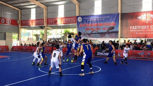 Học sinh thi đấu tại Hội khỏe Phù Đổng TP Đà Nẵng năm học 2016 - 2017 - Ảnh: B.Q.