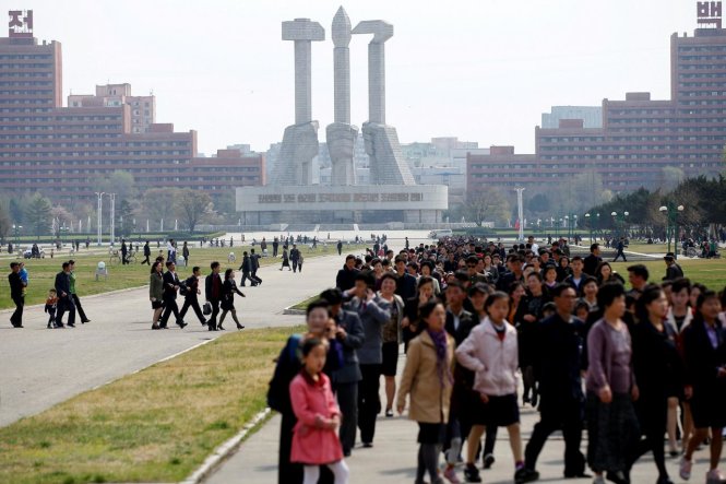 Người dân ở Bình Nhưỡng - Ảnh: Reuters