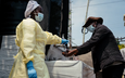 Bác sĩ Mỹ nhiễm Ebola ở Congo, Mỹ siết nhập cảnh từ vùng dịch