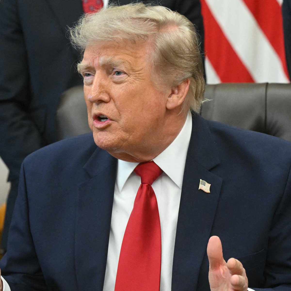 Trung Đông tối 14-7: Ông Trump 'quay xe', không thu 20% phí Hormuz nữa