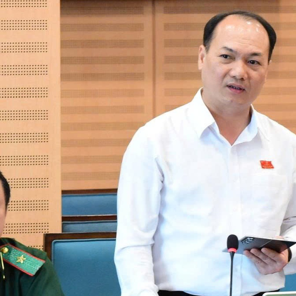 Đại biểu đề xuất ban hành trái phiếu thủ đô kỳ hạn ngắn để thu hút tiền 'nhàn rỗi', thay vì để dân tích trữ vàng