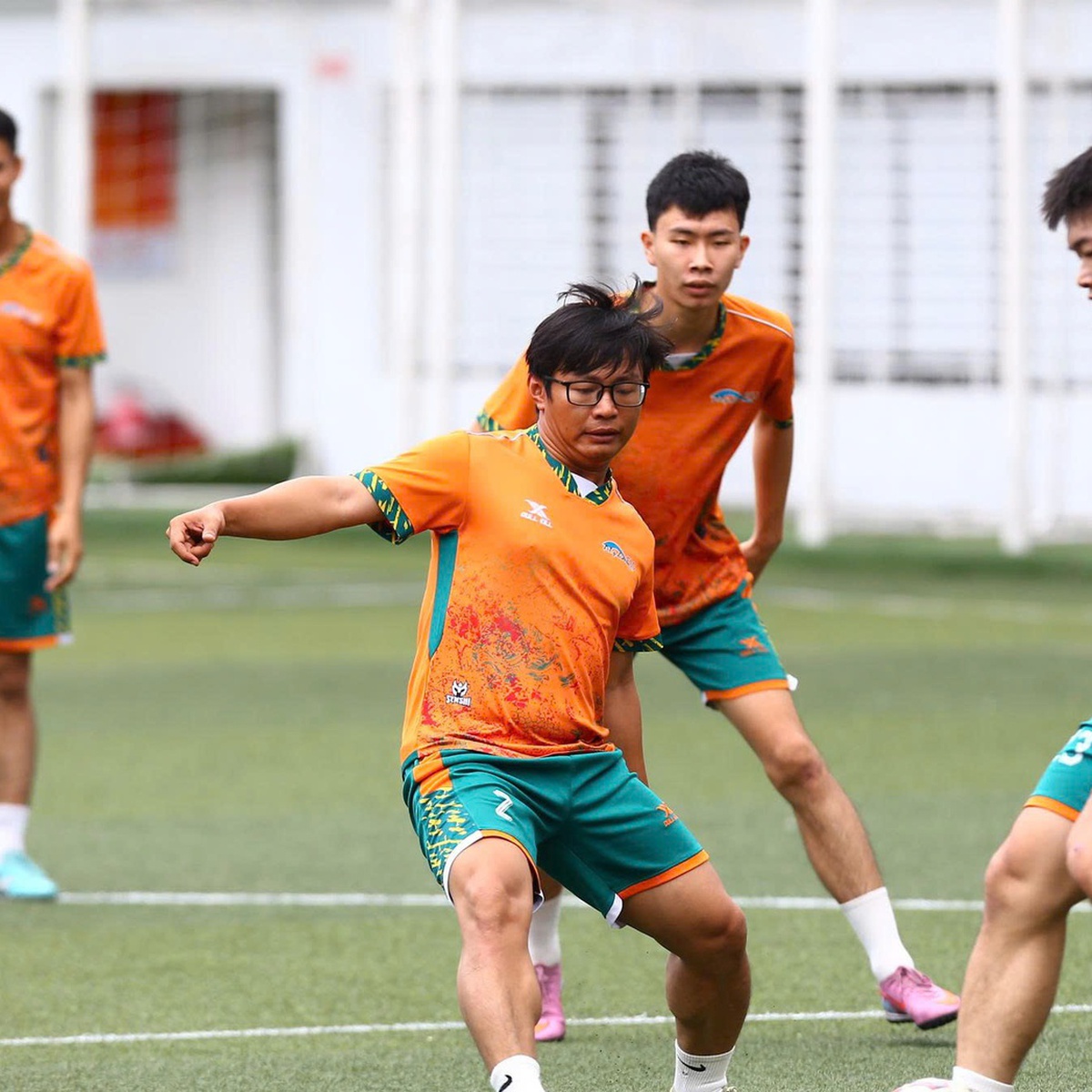 Giải bóng đá công nhân, viên chức Việt Nam 2026: Nóng lòng chờ ra sân