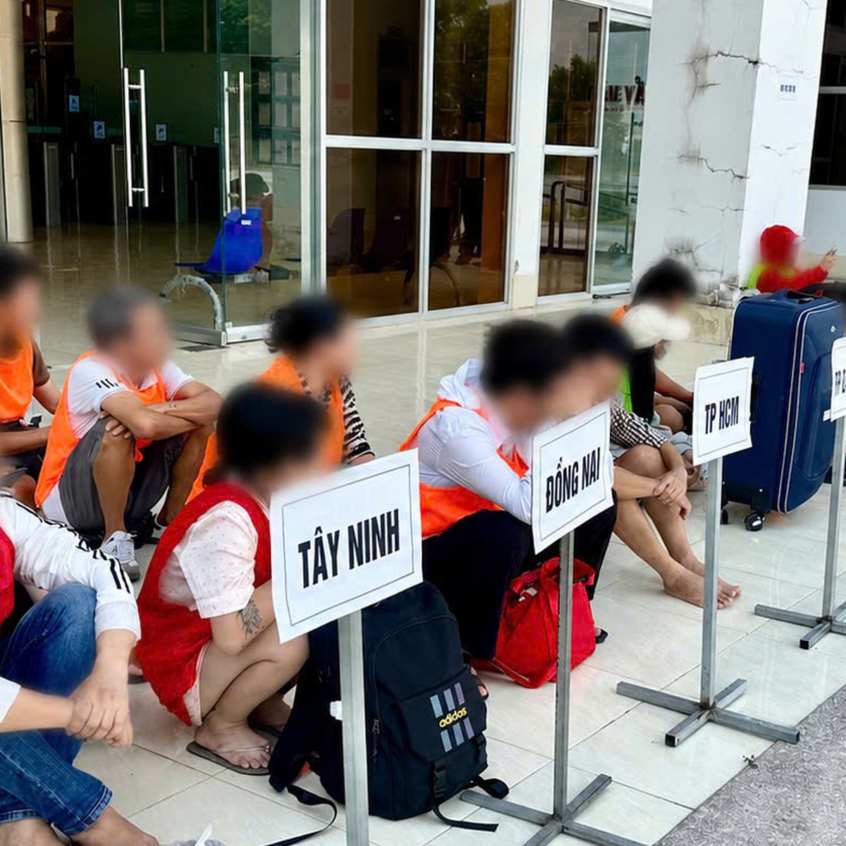 Đồng Tháp tiếp nhận 19 công dân từ Campuchia