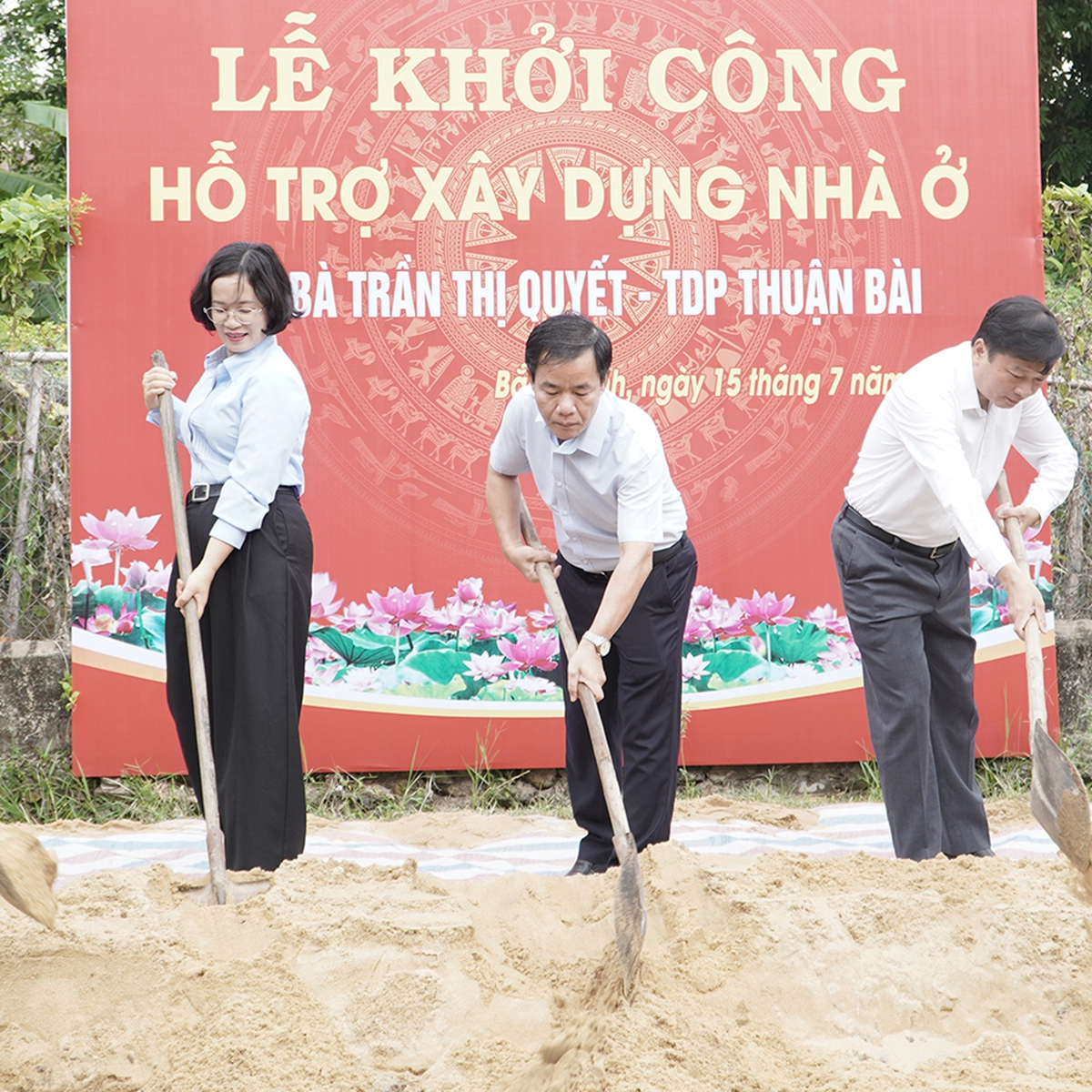 Quảng Trị khởi công 361 căn nhà cho người có công với chương trình xóa nhà tạm