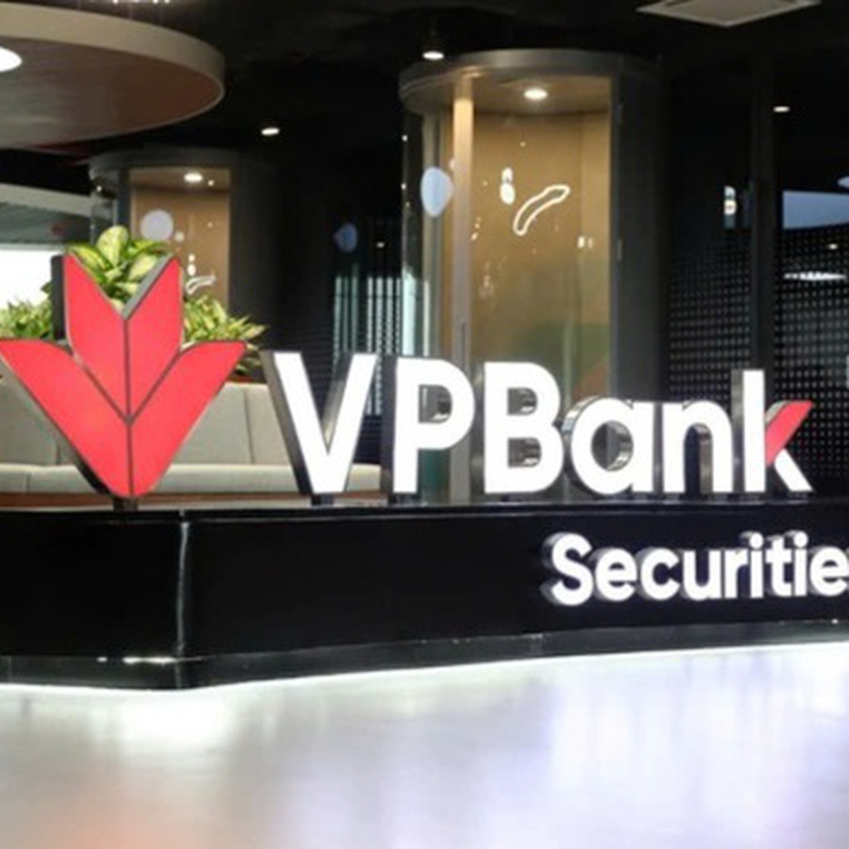 VPBankS báo lãi quý 2 gấp 4 lần cùng kỳ, vượt TCBS