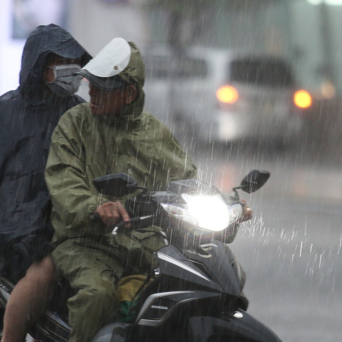 Thời tiết hôm nay 24-7: Bắc Bộ và cao nguyên Trung Bộ mưa to đến rất to