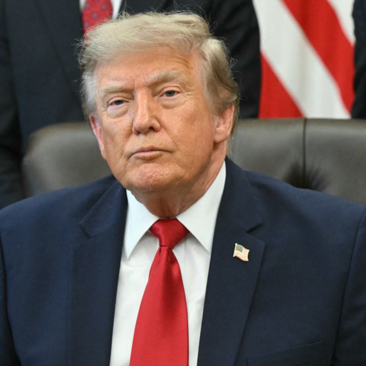 Ông Trump tiết lộ lý do dừng không kích Iran, cảnh báo sẽ đánh mạnh trở lại