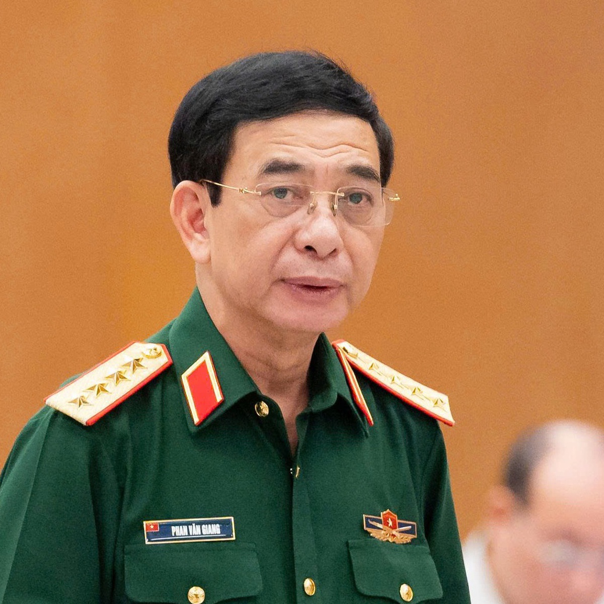 Đại tướng Phan Văn Giang trình dự luật sửa 9 luật về quân sự, quốc phòng
