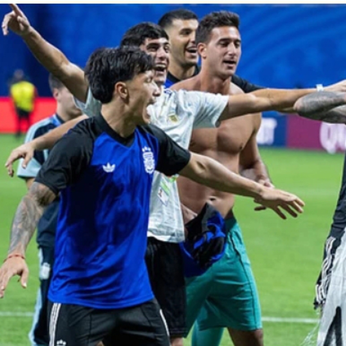 FIFA sẽ kỷ luật các cầu thủ Argentina vì thông điệp chính trị, điều tra xô xát sau trận chung kết