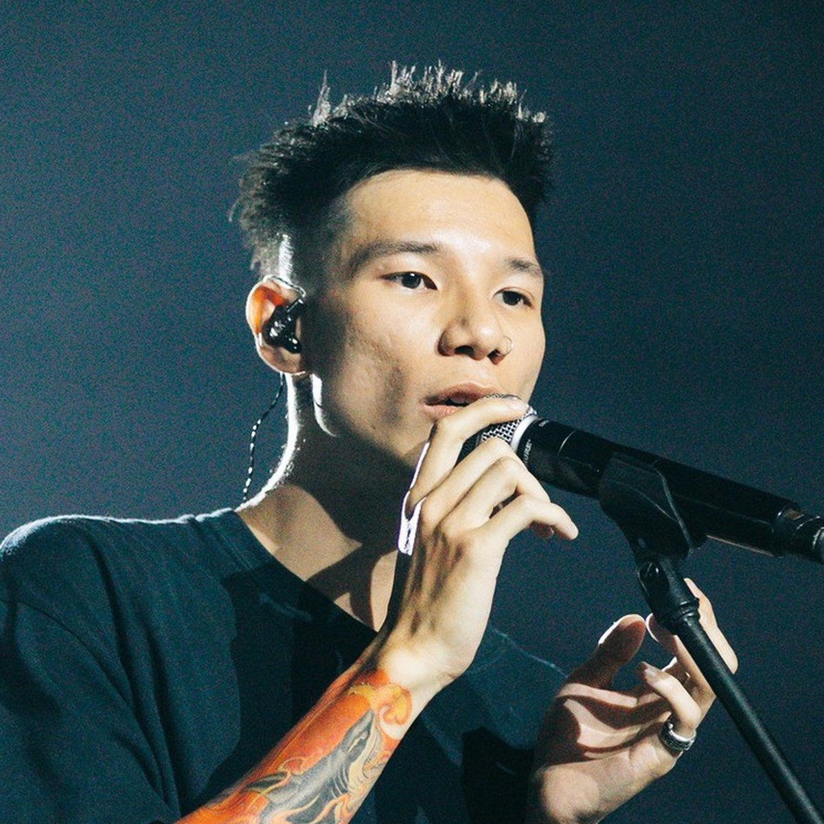 Sở Văn hóa làm việc với rapper MCK vì ca từ tục tĩu, phản cảm