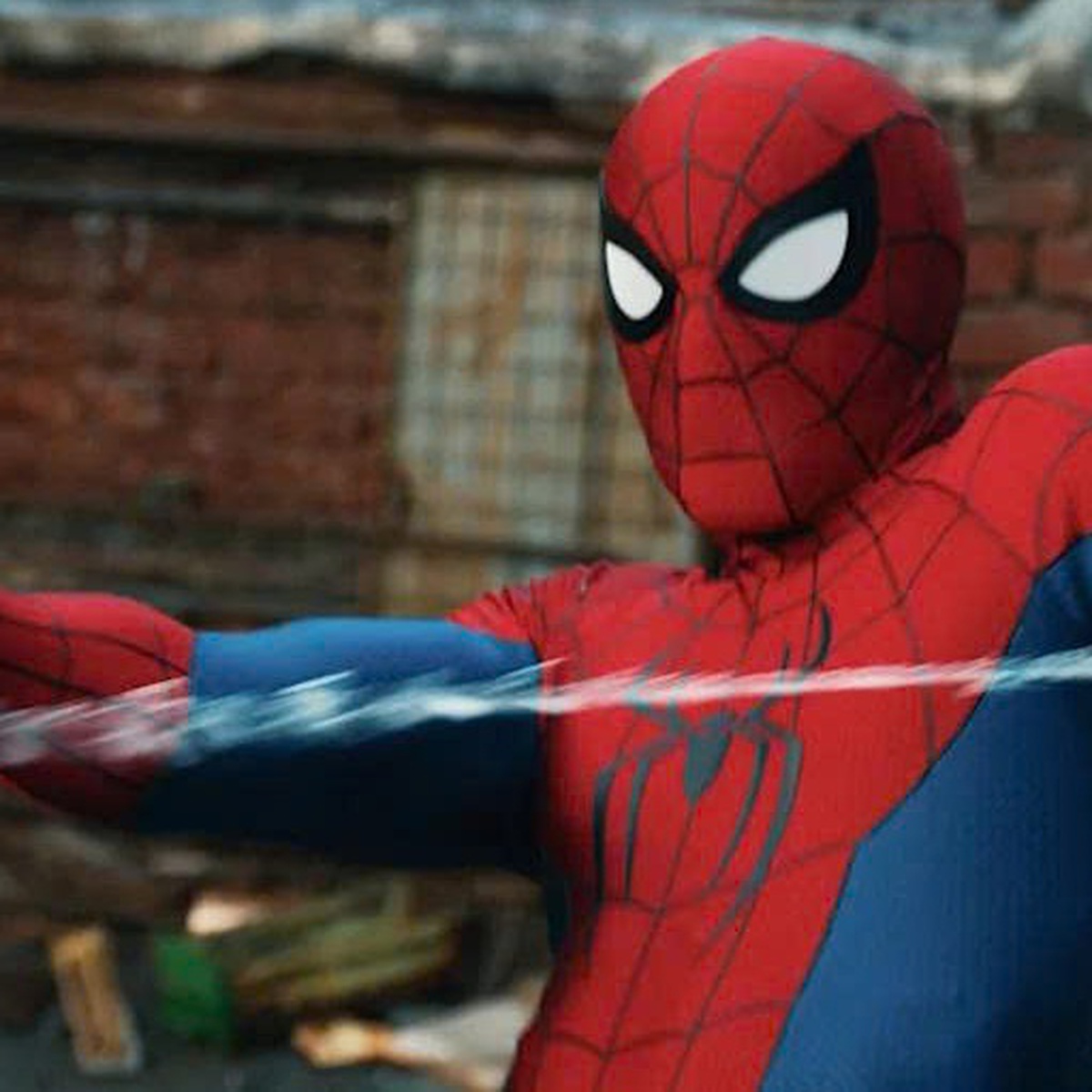 Cơn sốt xem Spider-Man lúc nửa đêm ở Trung Quốc