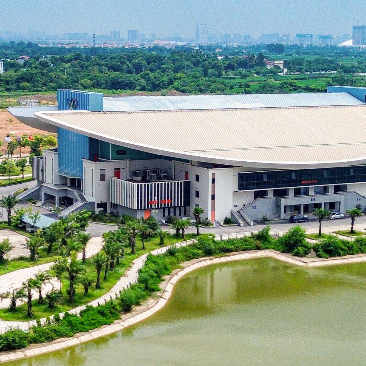 Toàn cảnh nhà thi đấu 2.500 chỗ ở Hà Nội, sẵn sàng cho trận ra quân của tuyển bóng chuyền nữ Việt Nam