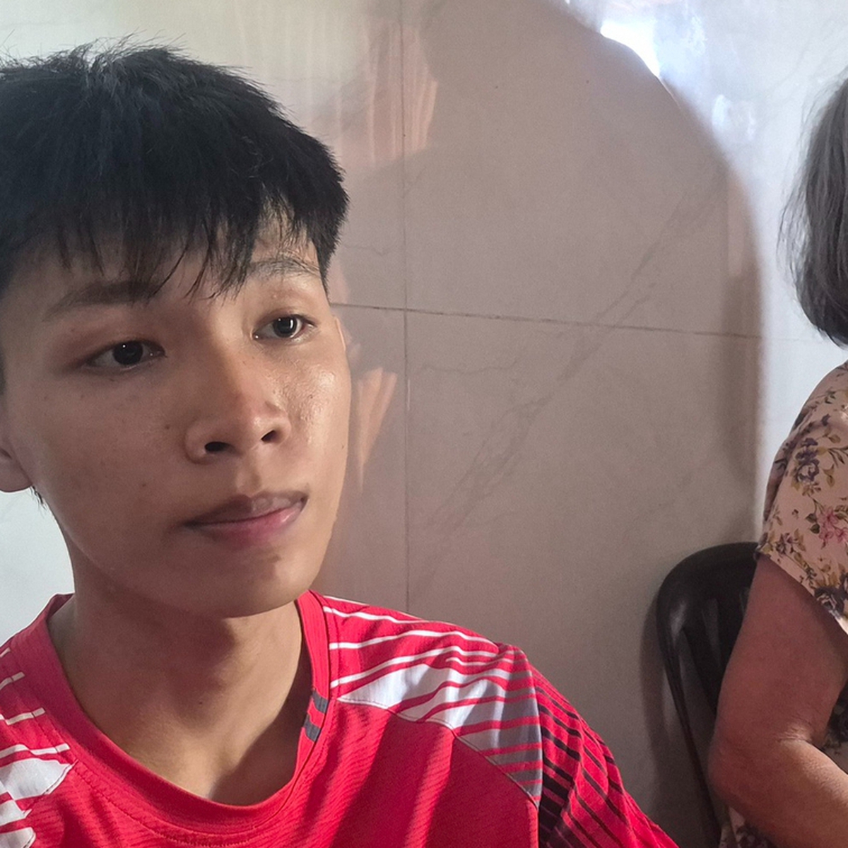 Vợ cứu chồng cùng bị điện giật chết, để lại khoản nợ lớn: Xử lý thế nào?