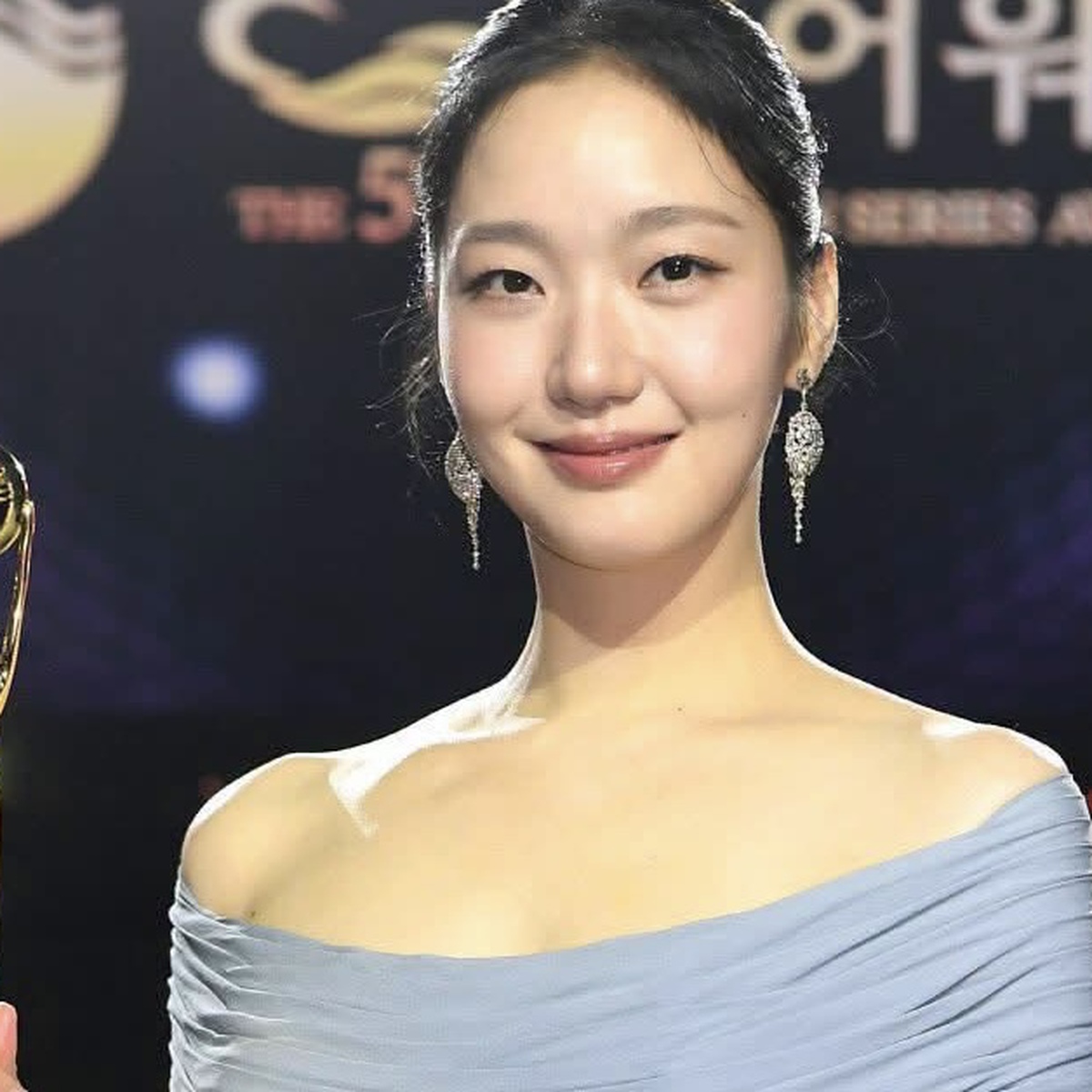 Kim Go Eun thắng giải cao nhất Rồng Xanh 2026