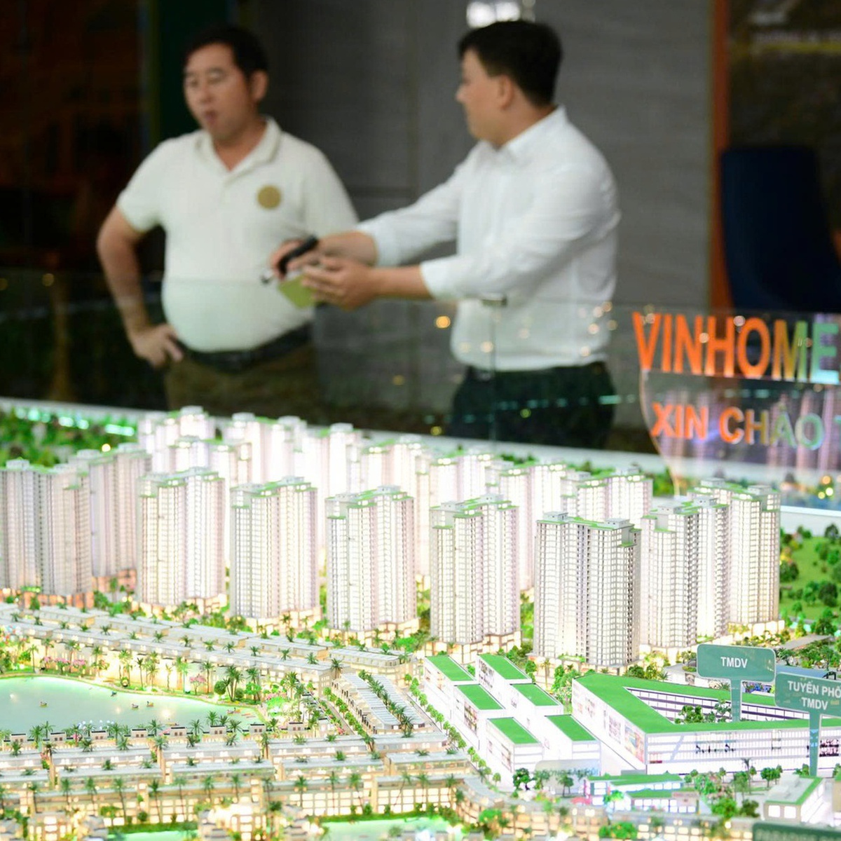 Xe điện, bất động sản và hạ tầng mang về cho Vingroup hơn 20.300 tỉ đồng