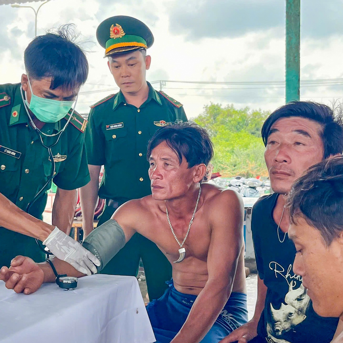 Tàu hàng tông chìm tàu cá, một ngư dân thiệt mạng