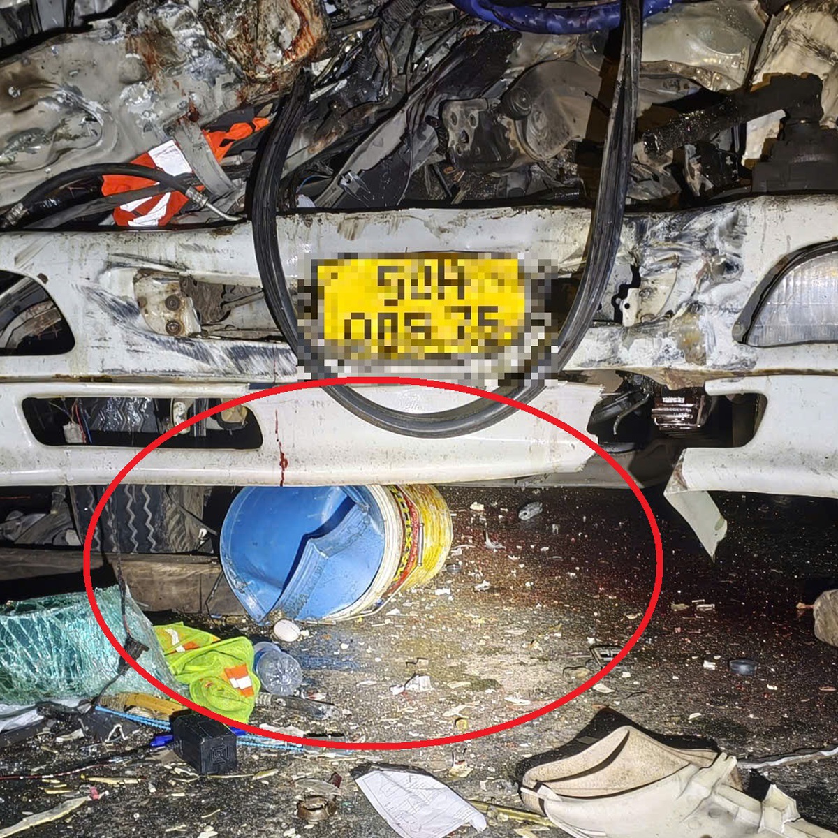 Vụ tông xe đang dừng trên cao tốc làm 1 người chết: Vật cảnh báo được đặt quá gần