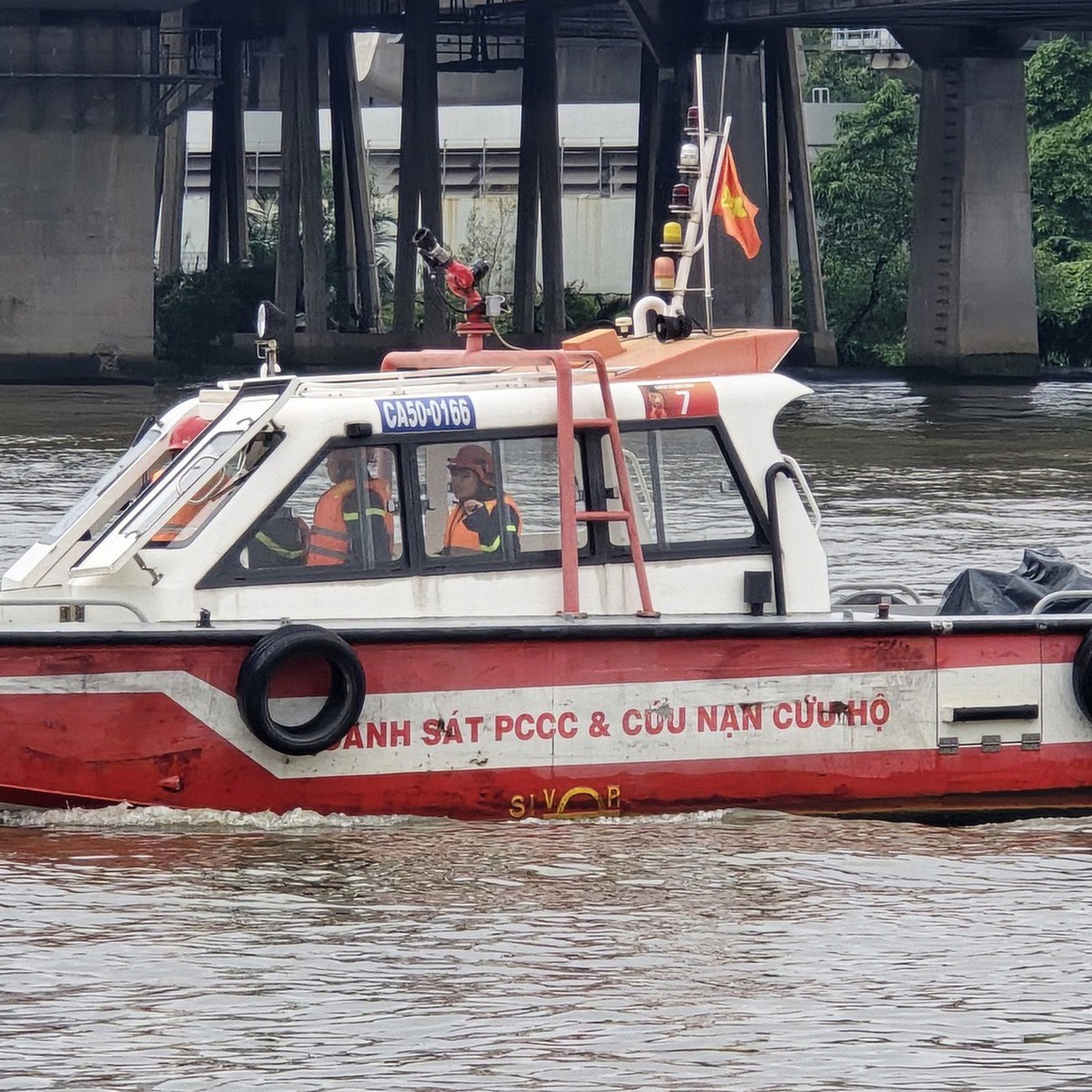 Tìm thấy thi thể trung tá Cảnh sát đường thủy hy sinh trong lúc làm nhiệm vụ trên sông Soài Rạp