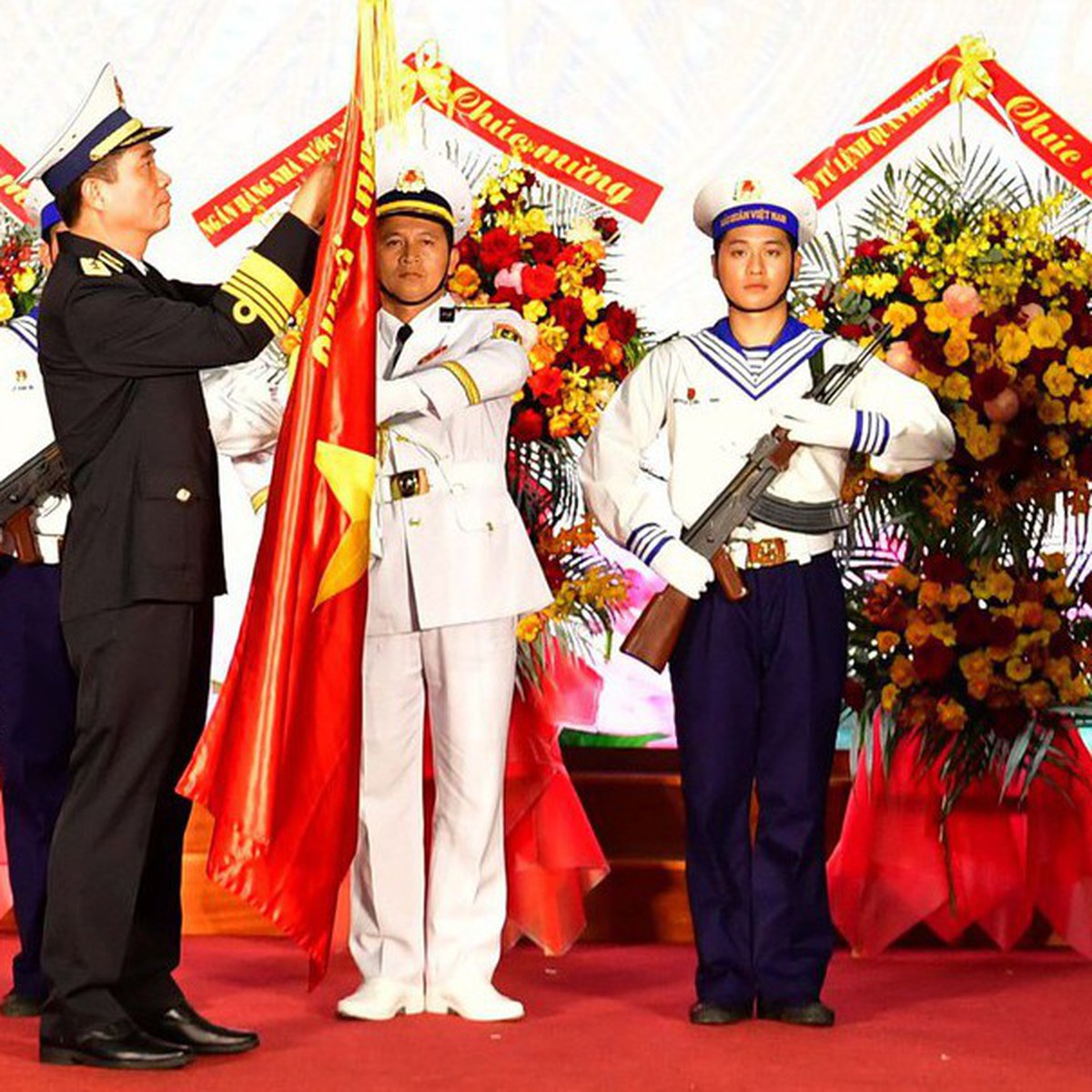 Lữ đoàn 171 đón nhận Huân chương Bảo vệ Tổ quốc hạng nhất lần hai