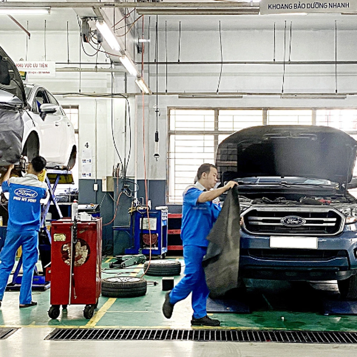 Thay mặt ca lăng cho ô tô bị trượt kiểm định có đúng quy định?
