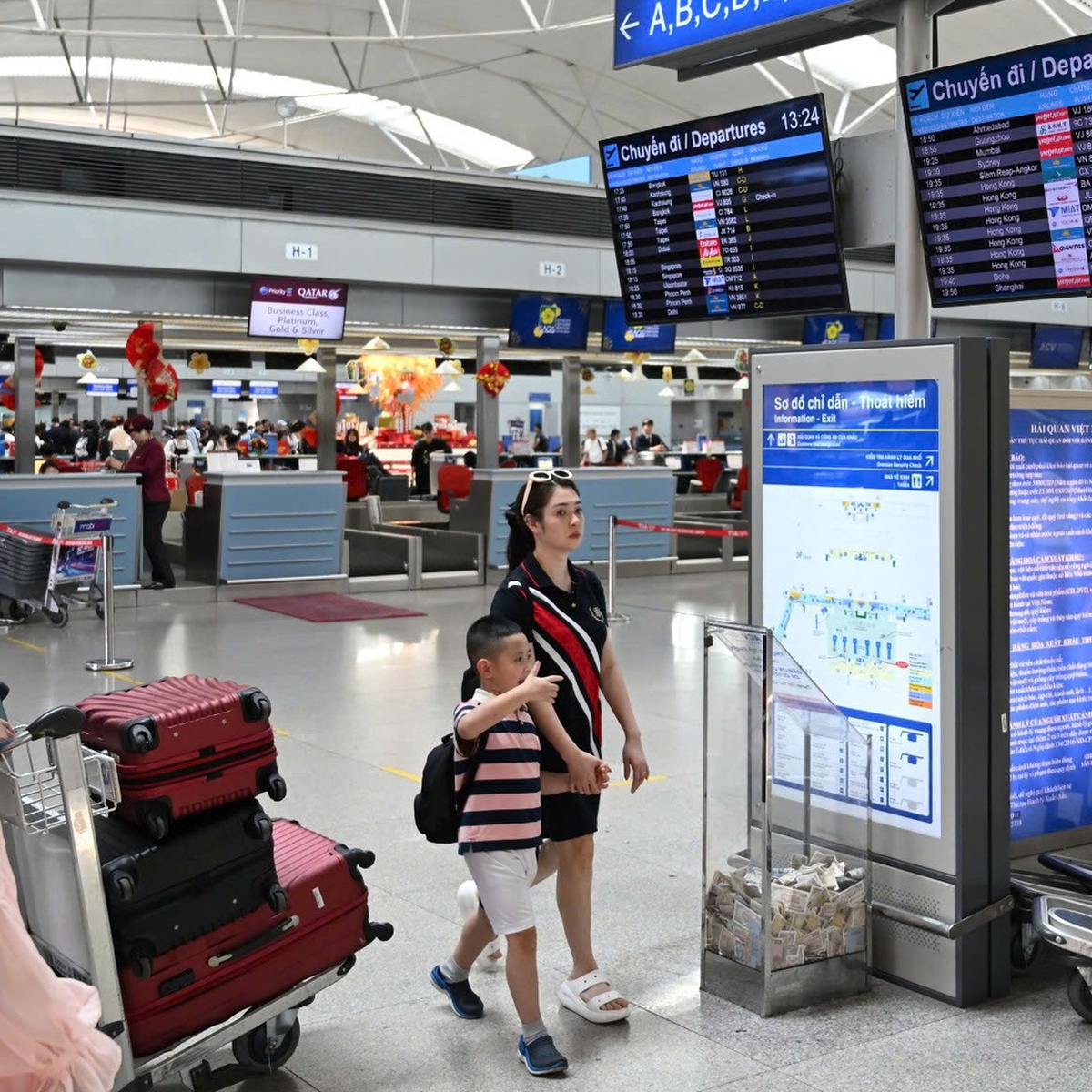 Vì sao giá vé máy bay đi Singapore, Thái Lan giảm sâu trong tháng 8 và 9?