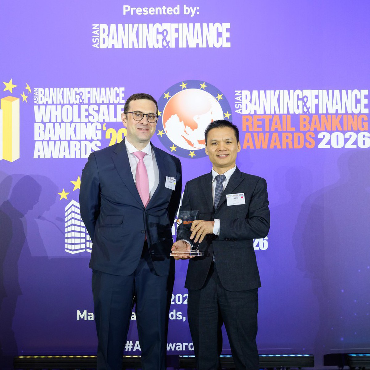 Techcombank là Ngân hàng Bán lẻ nội địa tốt nhất Việt Nam trong 5 năm liên tiếp