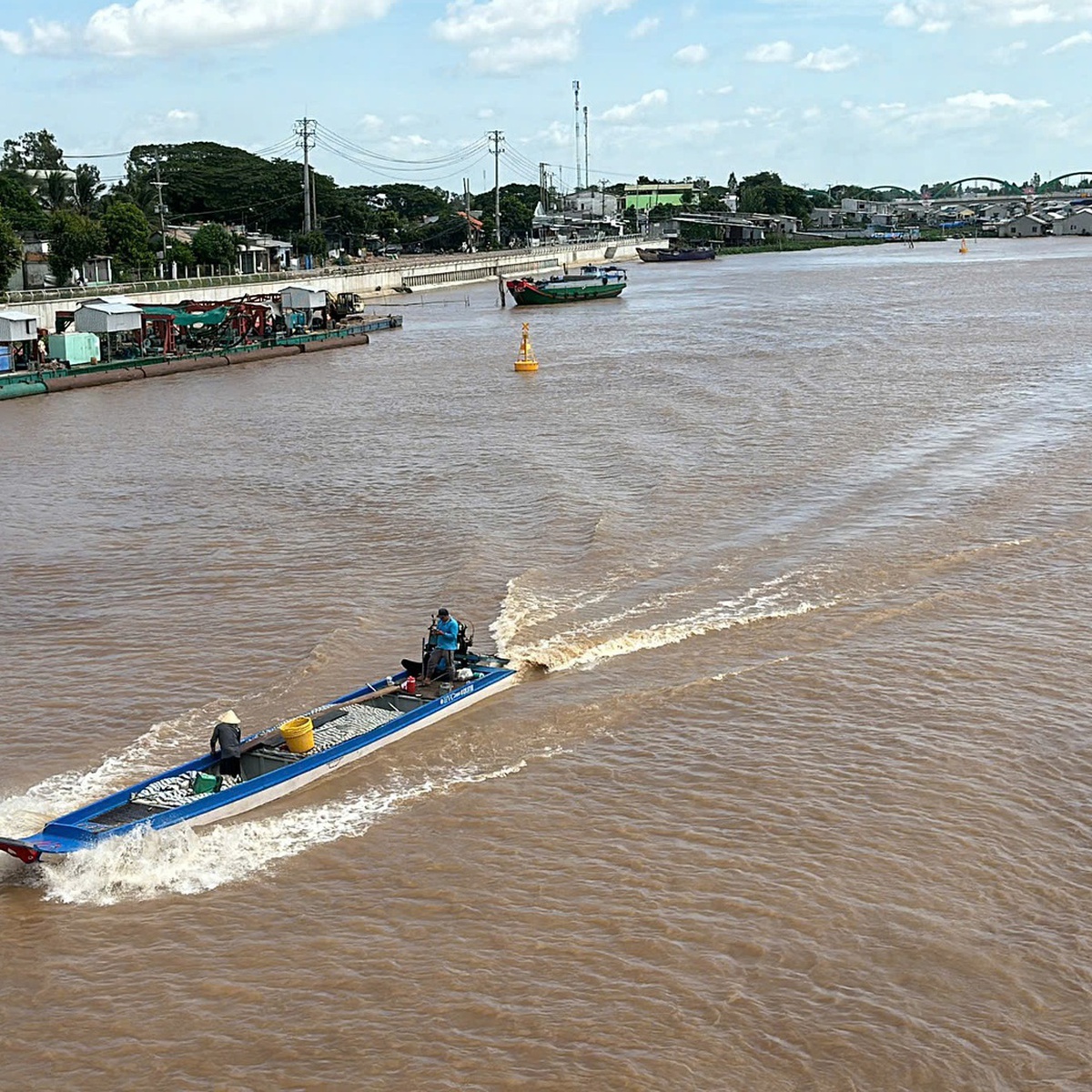 Người dân đầu nguồn Đồng bằng sông Cửu Long thắc thỏm chờ mùa nước nổi