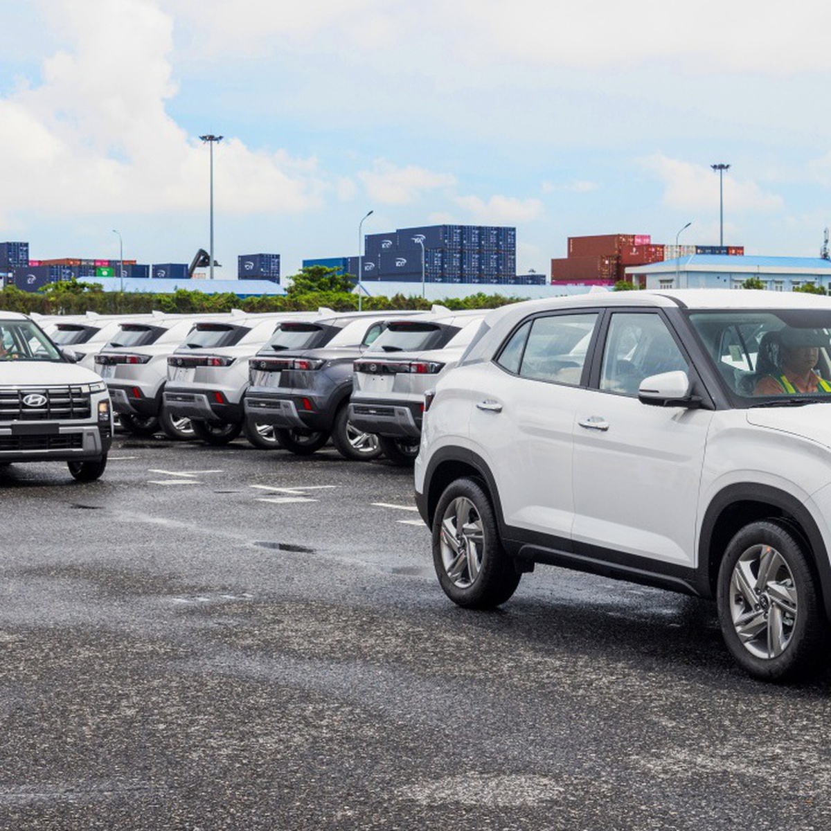 Hơn 10.000 xe Hyundai lắp ở Việt Nam xuất ra thế giới năm nay: Lô Creta đầu tiên bắt đầu sang Mexico