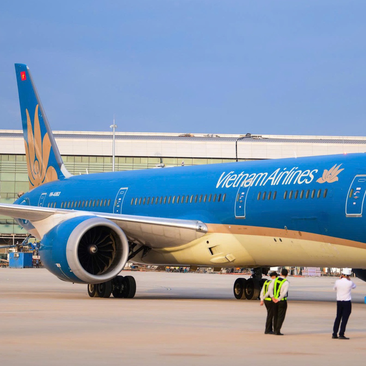 Yêu cầu Cục Hàng không và Vietnam Airlines phối hợp điều tra sự cố chuyến bay VN34