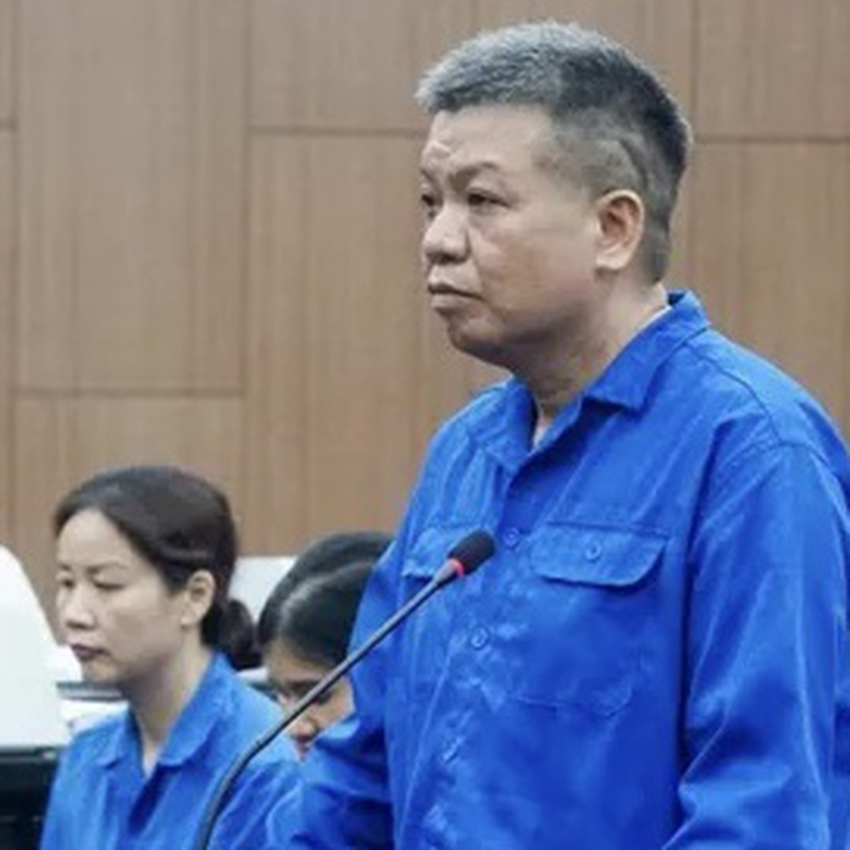 Vụ hối lộ 30 tỉ: Cựu cục trưởng nói không vòi tiền, doanh nghiệp hiểu lầm nên vẫn đưa tiền tỉ